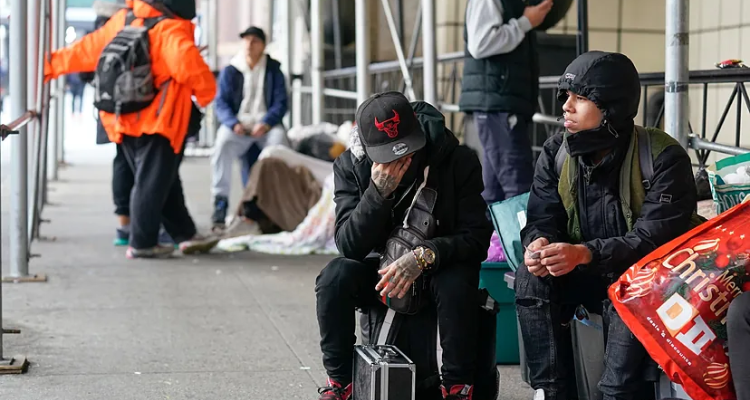 Food Stamps for Foreign Residents: Benefits for New U.S. Residents